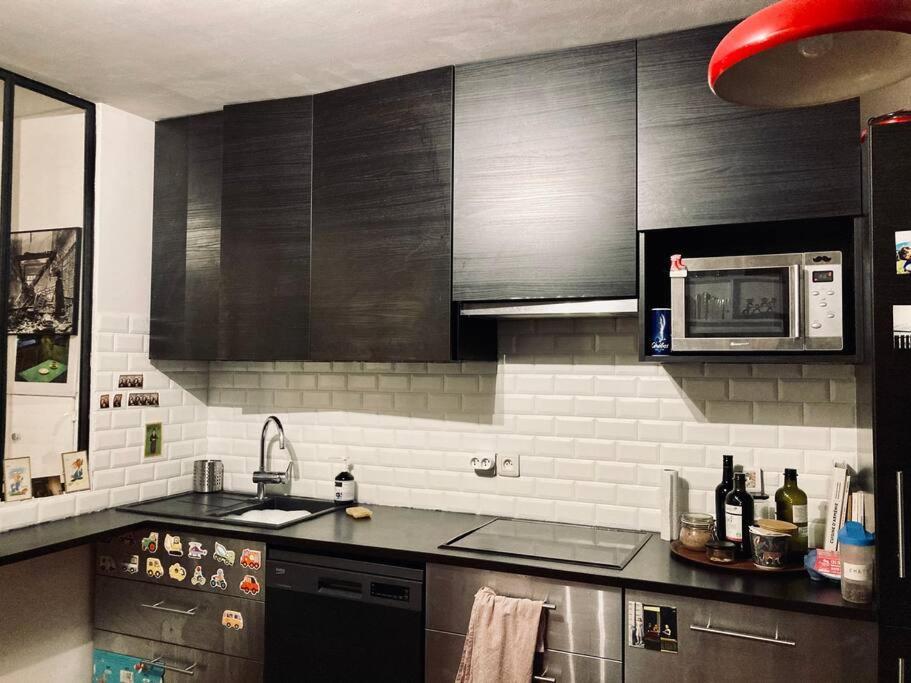 Paris : Appartement Familial Avec Parking Prive Clichy Dış mekan fotoğraf